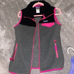 Patagonia Vest- pink, black, gray